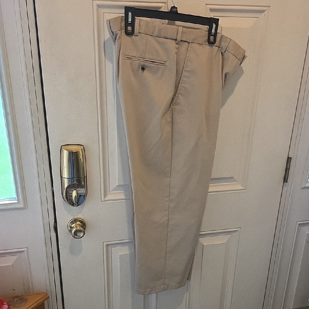 Mens Haggar Tan Chinos Classic Fit